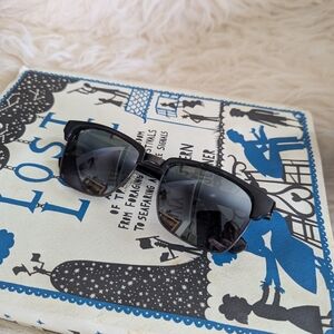 Maui Jim Black Sunglasses